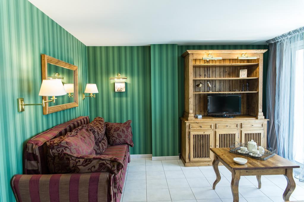 Le Clos De Marie Font-Romeu-Odeillo-Via Luaran gambar