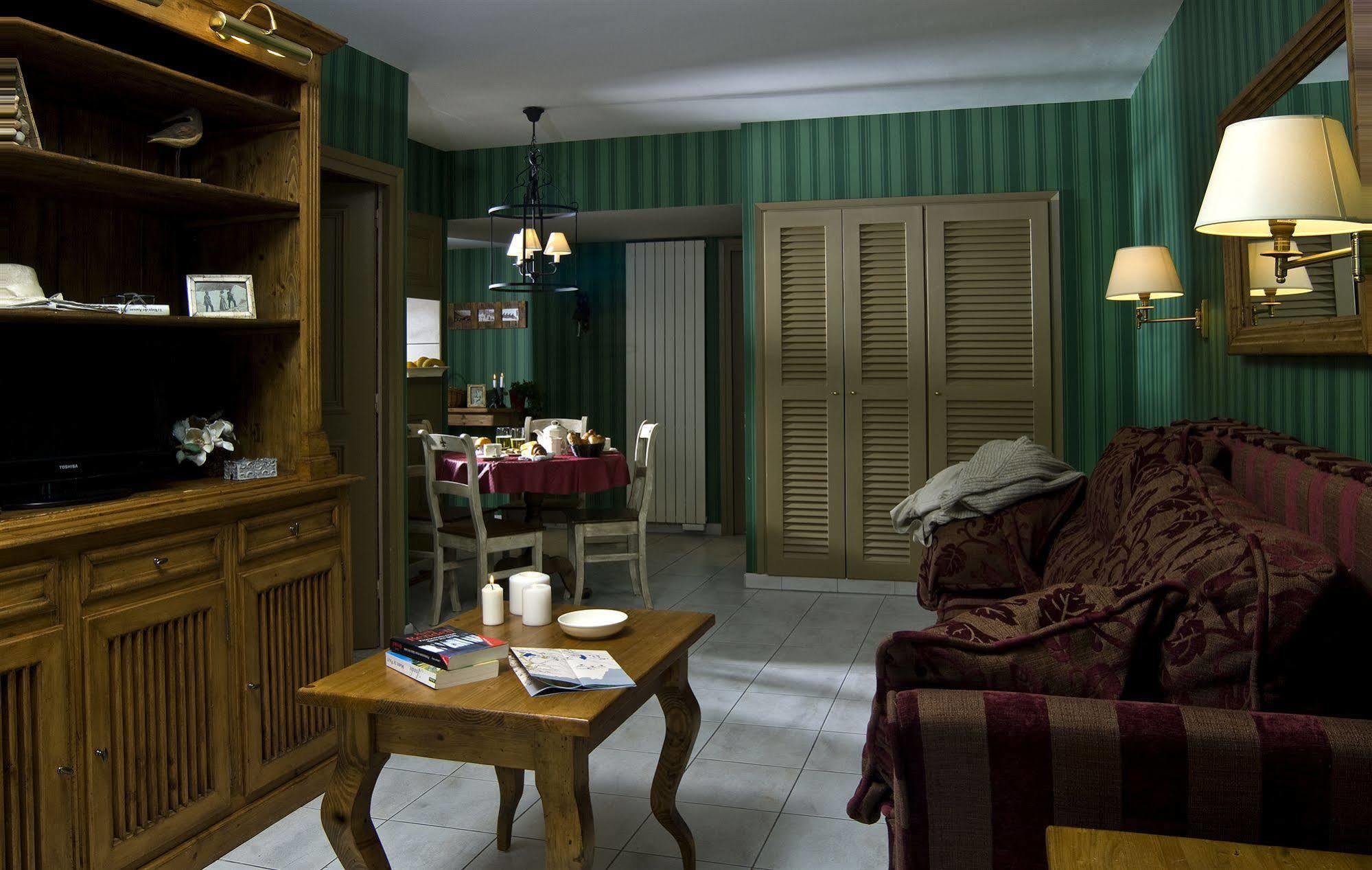 Le Clos De Marie Font-Romeu-Odeillo-Via Luaran gambar